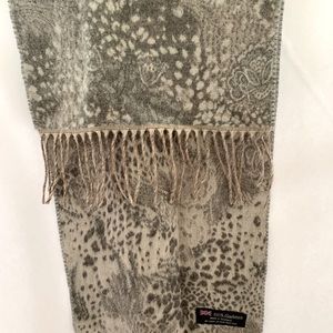 One Cashmere Scarf with 2 Looks!